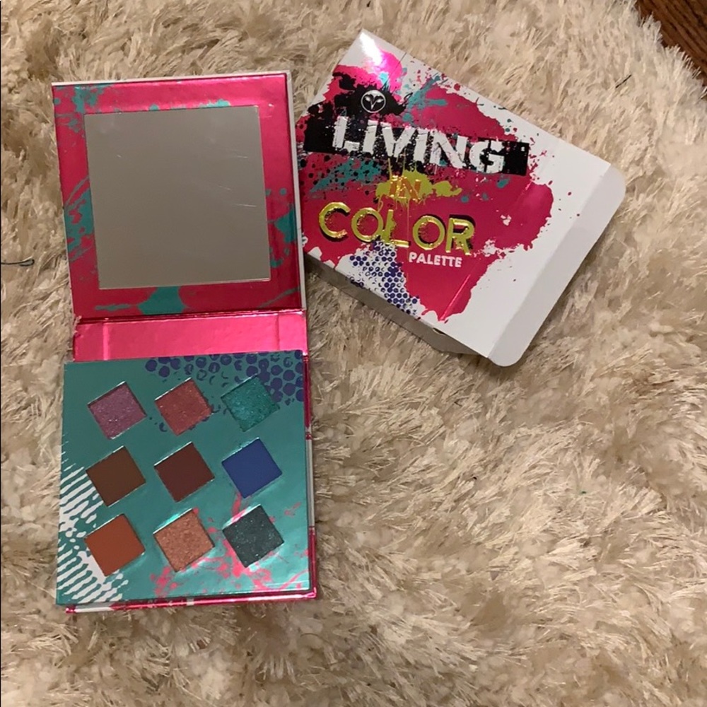Eyeshadow Palette